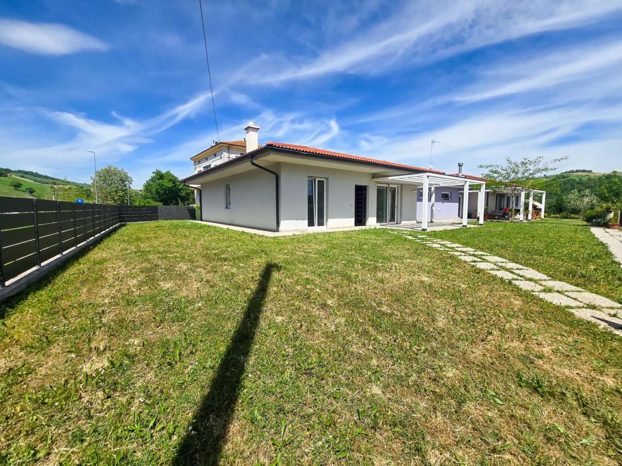 Villa a schiera in Via Provinciale, Sassocorvaro Auditore