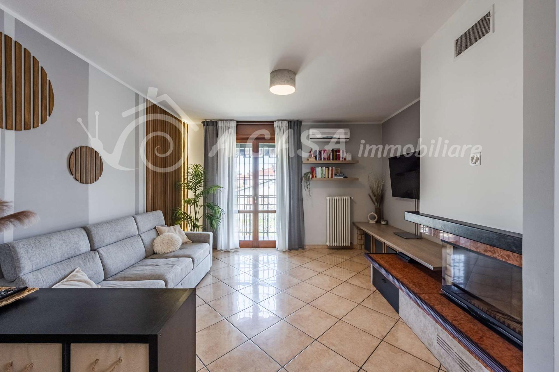 Villa a schiera in Via I Maggio 4, Felino