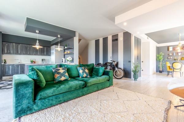 Villa bifamiliare in Via Carlo Linati 2, Appiano Gentile