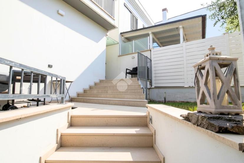 Villa a schiera in Via Via Casino del Colle 4, Montesilvano — foto 3 di 5