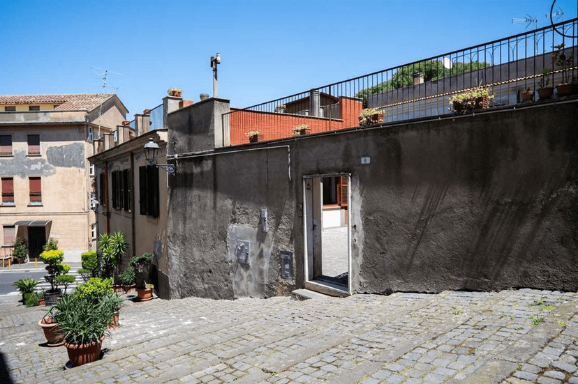Quadrilocale in Via Nino Bixio, Frascati — foto 3 di 5