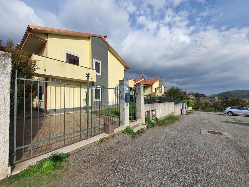 Villa a schiera in Via Padre Pietro da Settingiano 122, Settingiano — foto 2 di 5