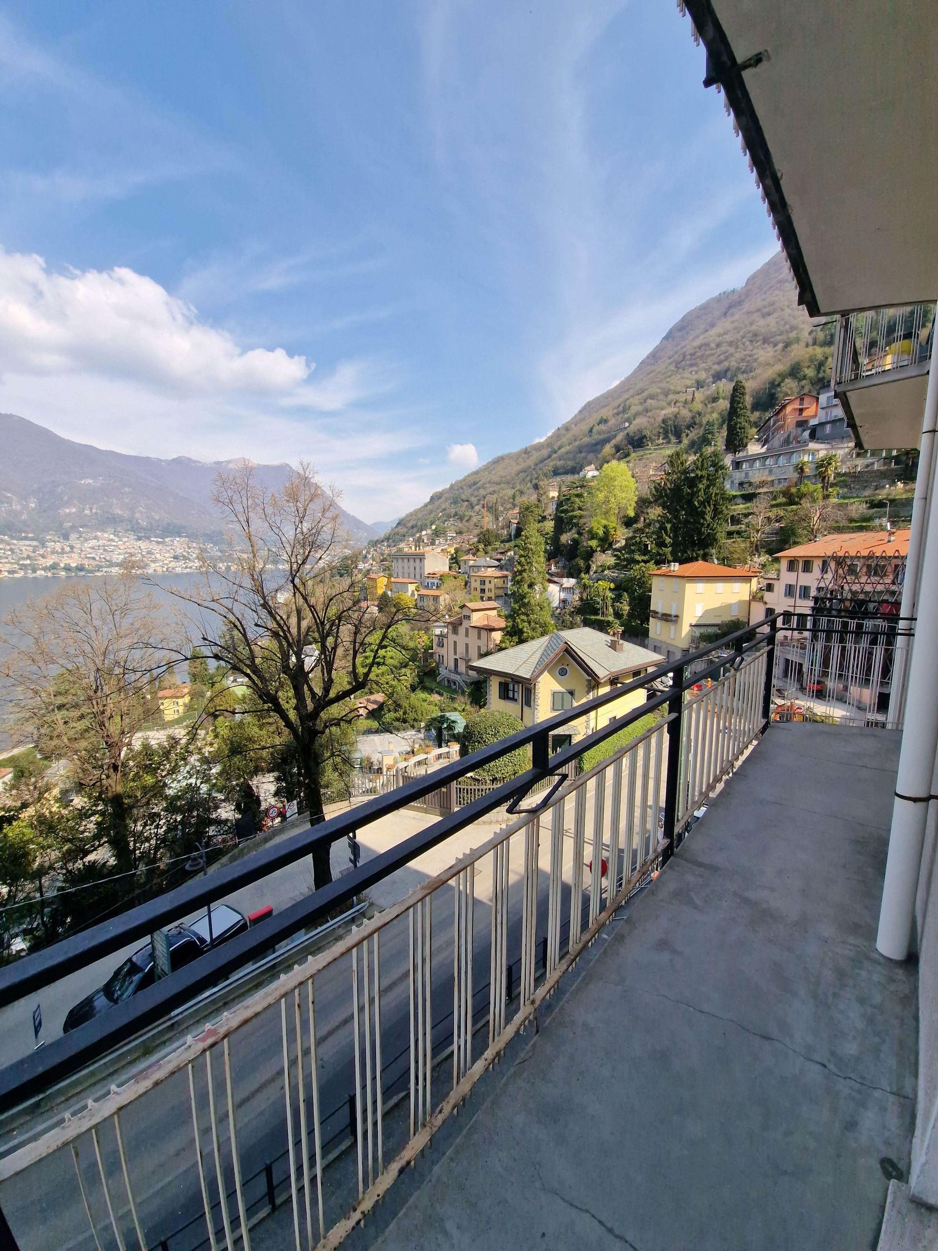 Bilocale in Via Sopravilla  88, Blevio
