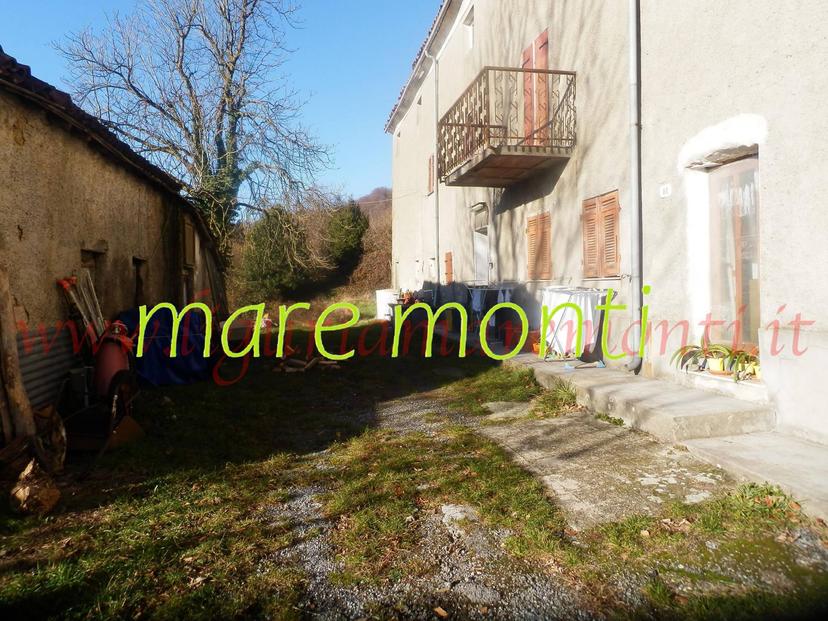 Casa indipendente in Via San Bartolomeo del Bosco, Savona — foto 3 di 5