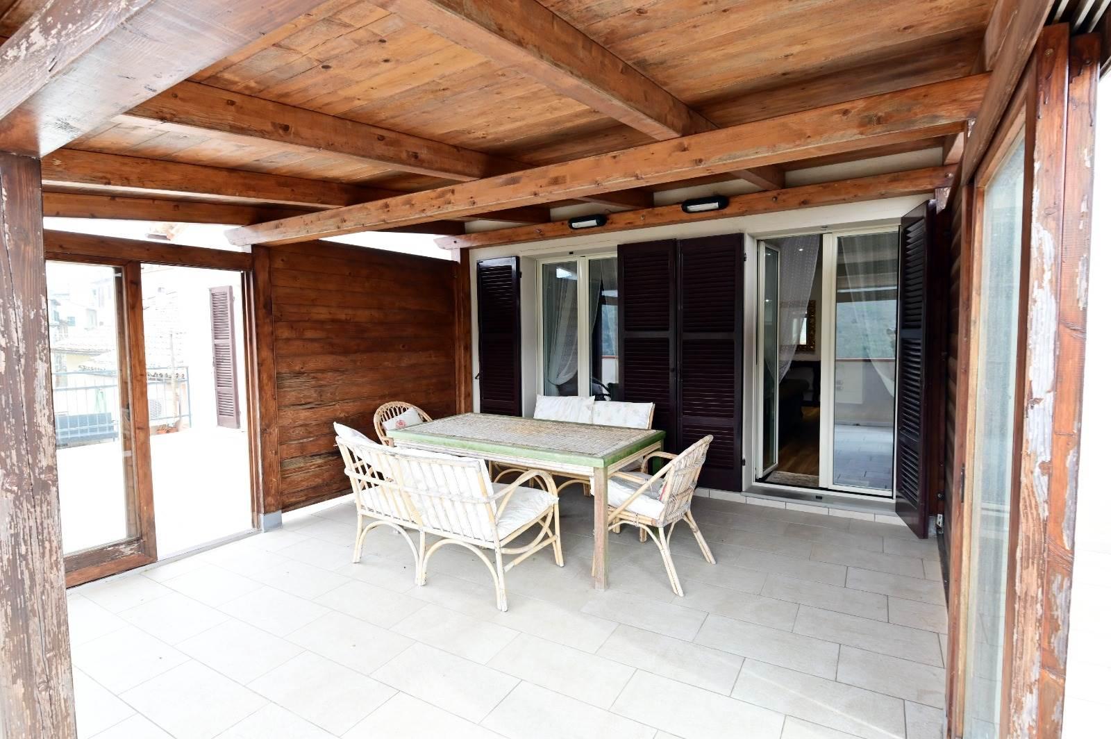 Casa indipendente in Via  Rocca, Arcevia
