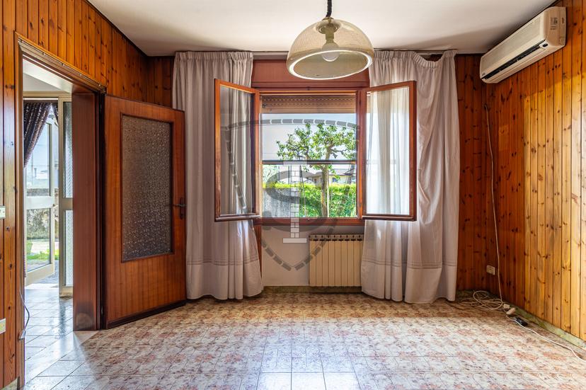 Casa indipendente in Tezze sul Brenta, Via G. Mazzini 16, Tezze sul Brenta — foto 2 di 5