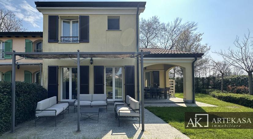 Villa in Via Isidoro 1, Bogogno — foto 2 di 5
