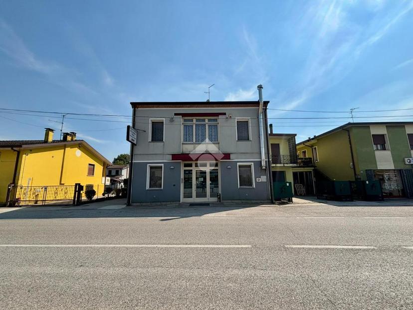 Casa indipendente in Via Umberto I° 16, Borgo Veneto — foto 3 di 5