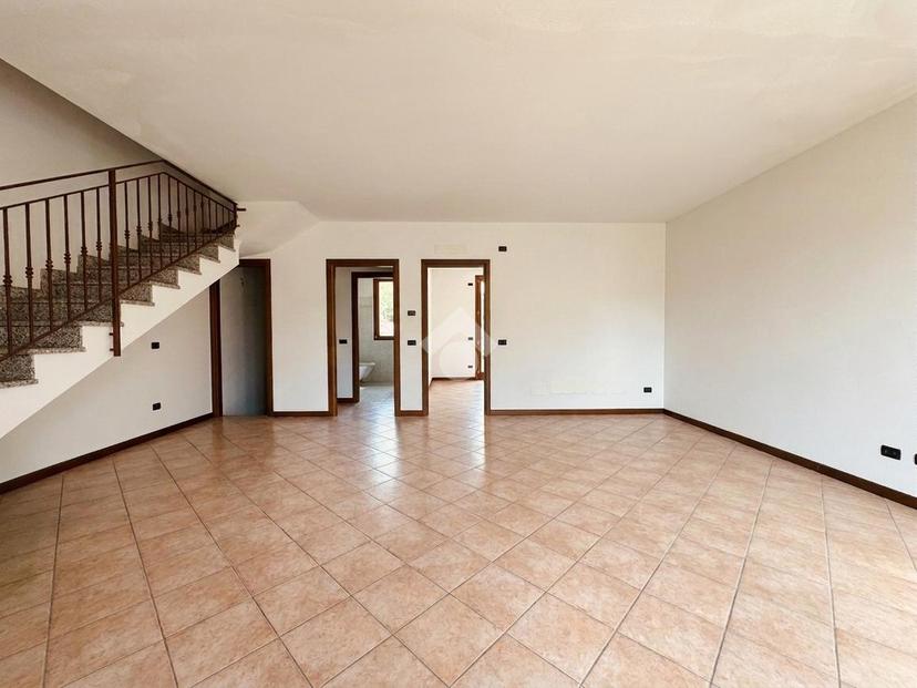 Villa a schiera in Via Don Antonio Brambilla 7, Casatenovo — foto 4 di 5