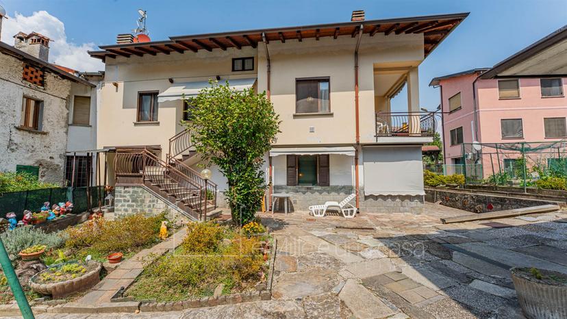 Casa indipendente in Via La Ca', Colico — foto 4 di 5