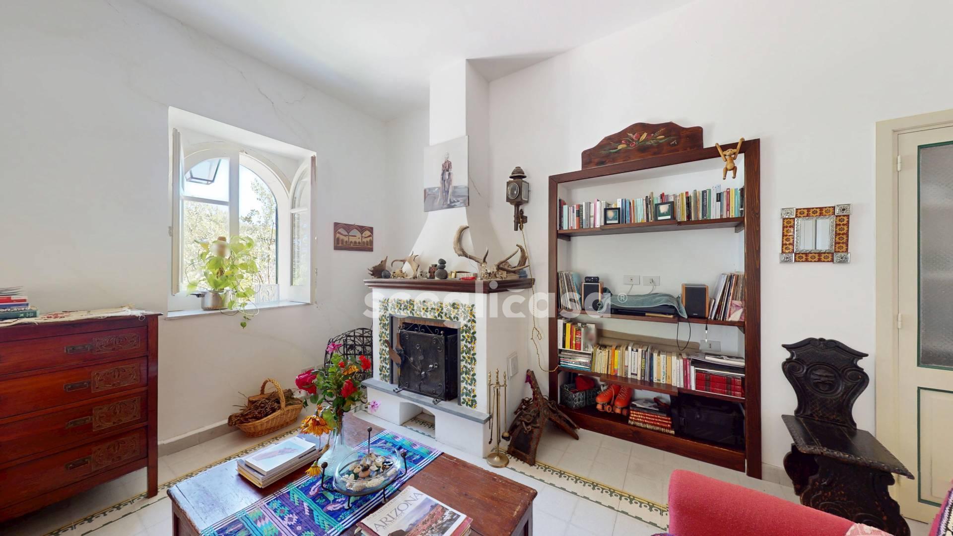 Villa in Contrada Mandrazze Snc, Castelbuono