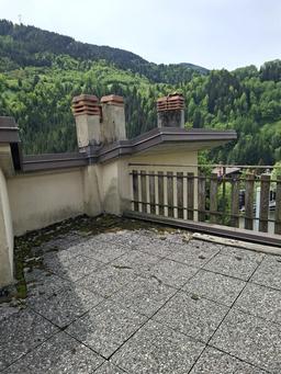 Bilocale, Collio
