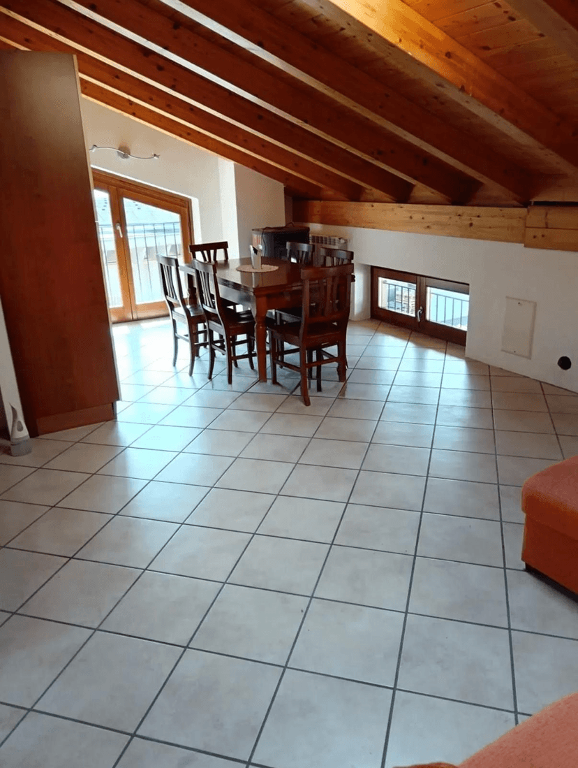 Trilocale in Via delle Vigne, Dervio — foto 3 di 5