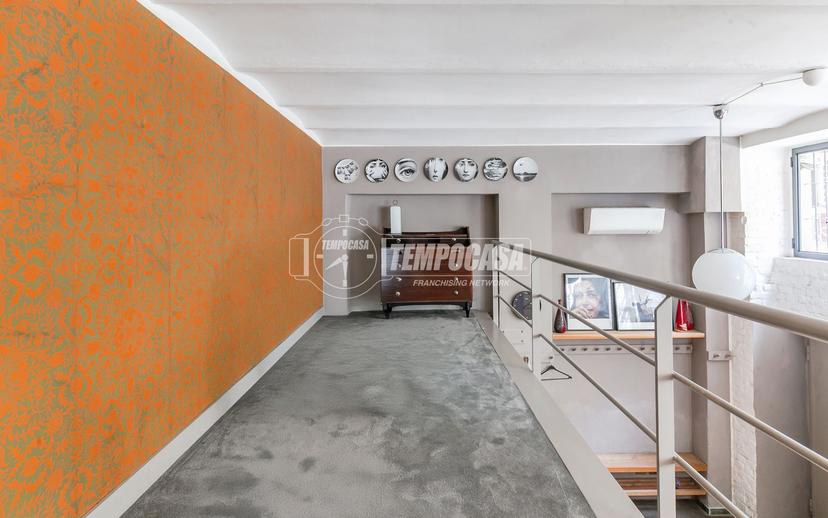 Loft in Via Cola Montano, Milano