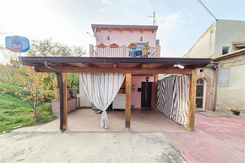Casa indipendente in Via Roma 3, Giuliano Teatino — foto 4 di 5