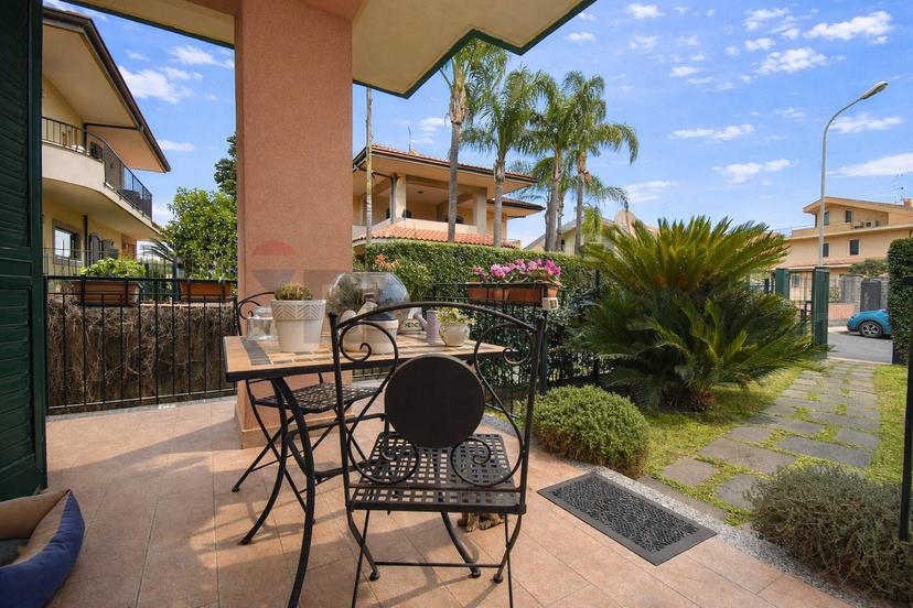 Villa in Via Luigi Capuana 10, Aci Sant'Antonio — foto 5 di 5
