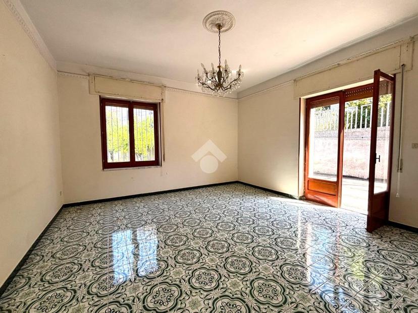 Casa indipendente in Str. Rotabile Frasso Telesino-Dugenta 94, Frasso Telesino — foto 3 di 5