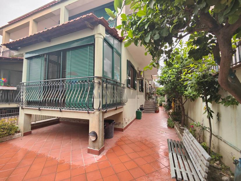 Villa in Via Don Luigi Sturzo 25, Arzano — foto 2 di 5