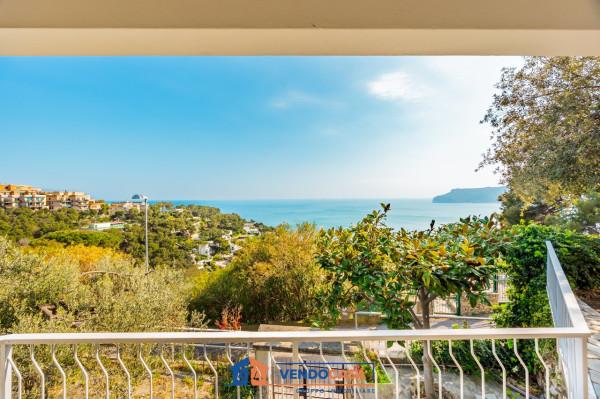 Villa in Via dei Pini 16, Bergeggi