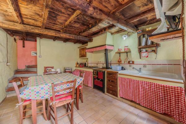 Villa a schiera in Località Zarli, Stazzema — foto 4 di 5