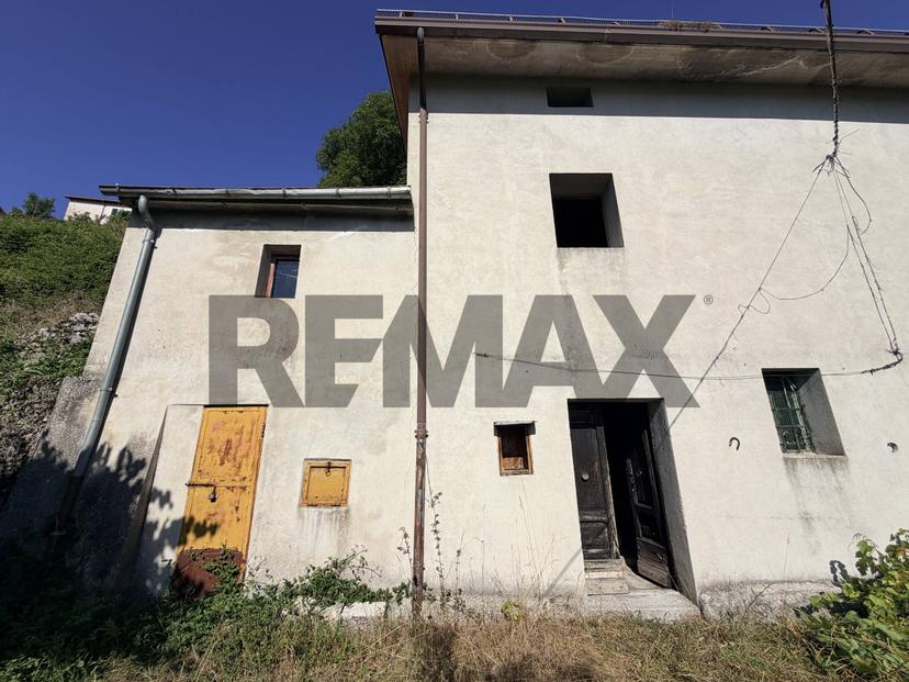 Rustico in Via degli Spineti Snc, Opi — foto 2 di 5