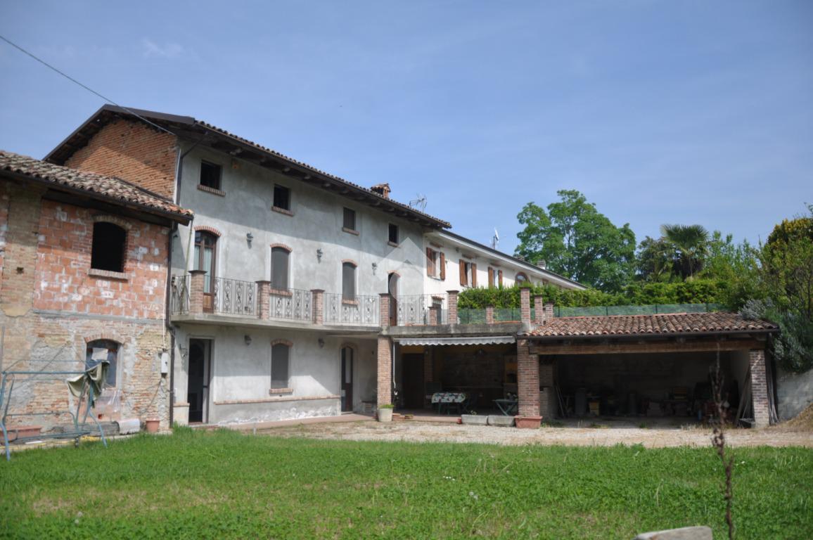 Casa indipendente in Via Sant'Anna 3, Calosso