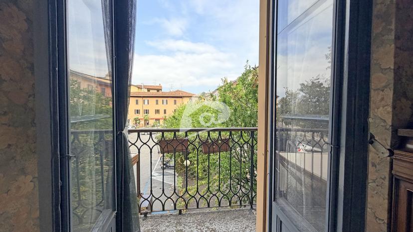 Appartamento in Lungolago Alessandro Volta 9, Laveno-Mombello — foto 4 di 5