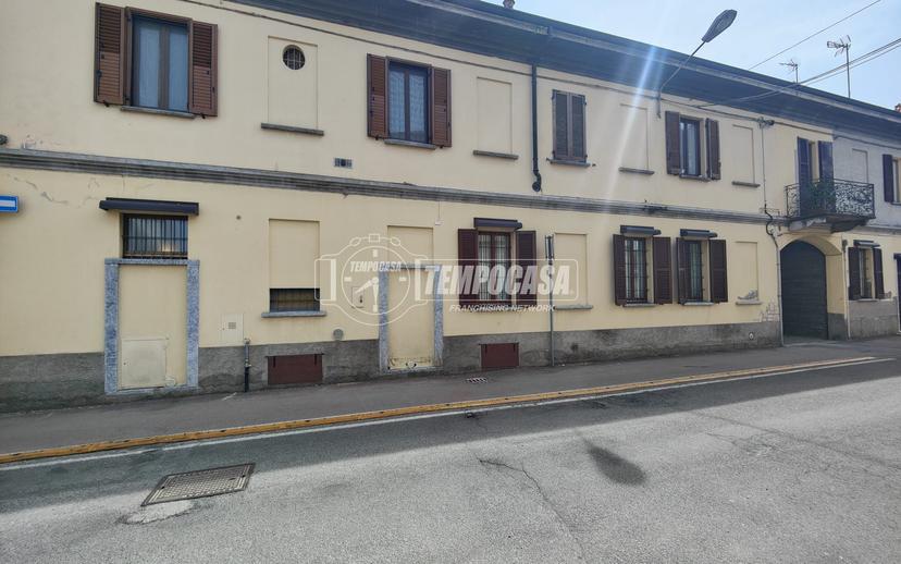 Trilocale in Via Fratelli Porro 23, Barlassina — foto 2 di 5