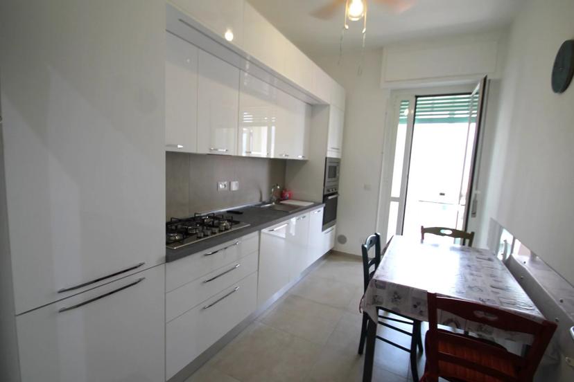 Trilocale in Corso Europa 31., Borghetto Santo Spirito