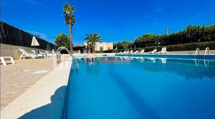 Villa unifamiliare in Via Santa Lucia, Trani — foto 2 di 5