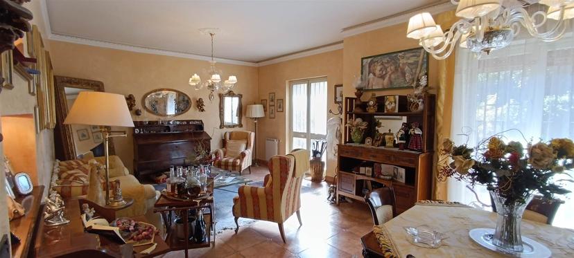 Villa a schiera in Via Giuseppe d'Urso, Tremestieri Etneo — foto 3 di 5