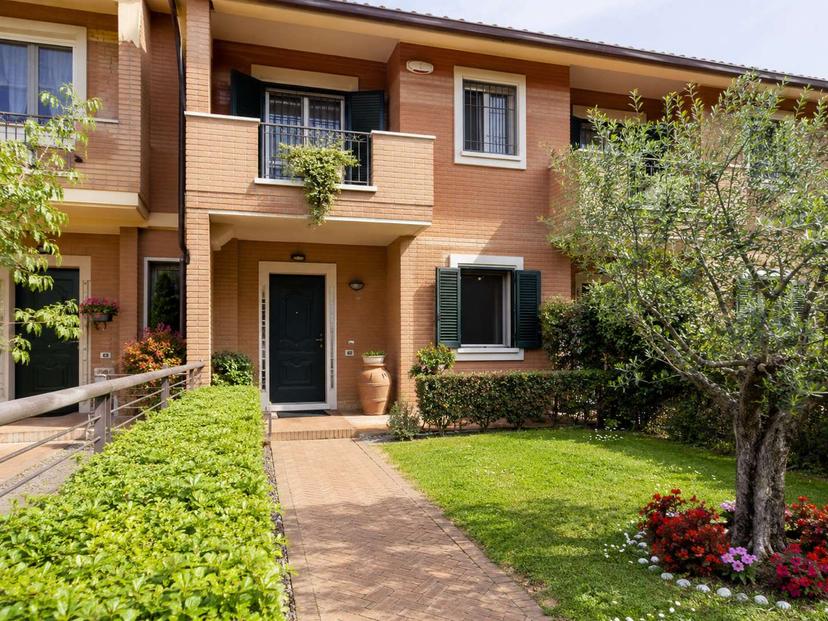 Villa a schiera in Via dei Boderi  7, Varese — foto 4 di 5
