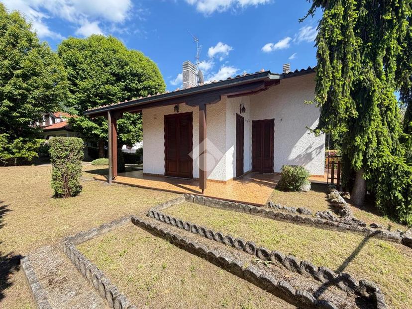 Villa in Via Pradegnano 4, Carenno — foto 5 di 5