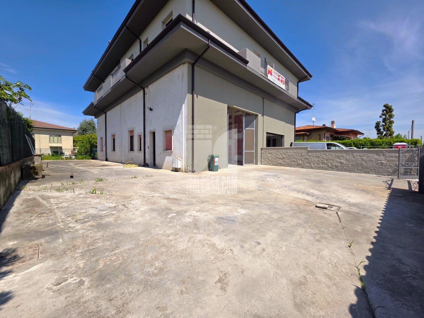 Loft in Via Pisacane, Curtatone
