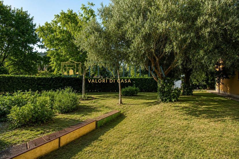 Casa indipendente in Via Leonardo da Vinci 7, Valeggio sul Mincio