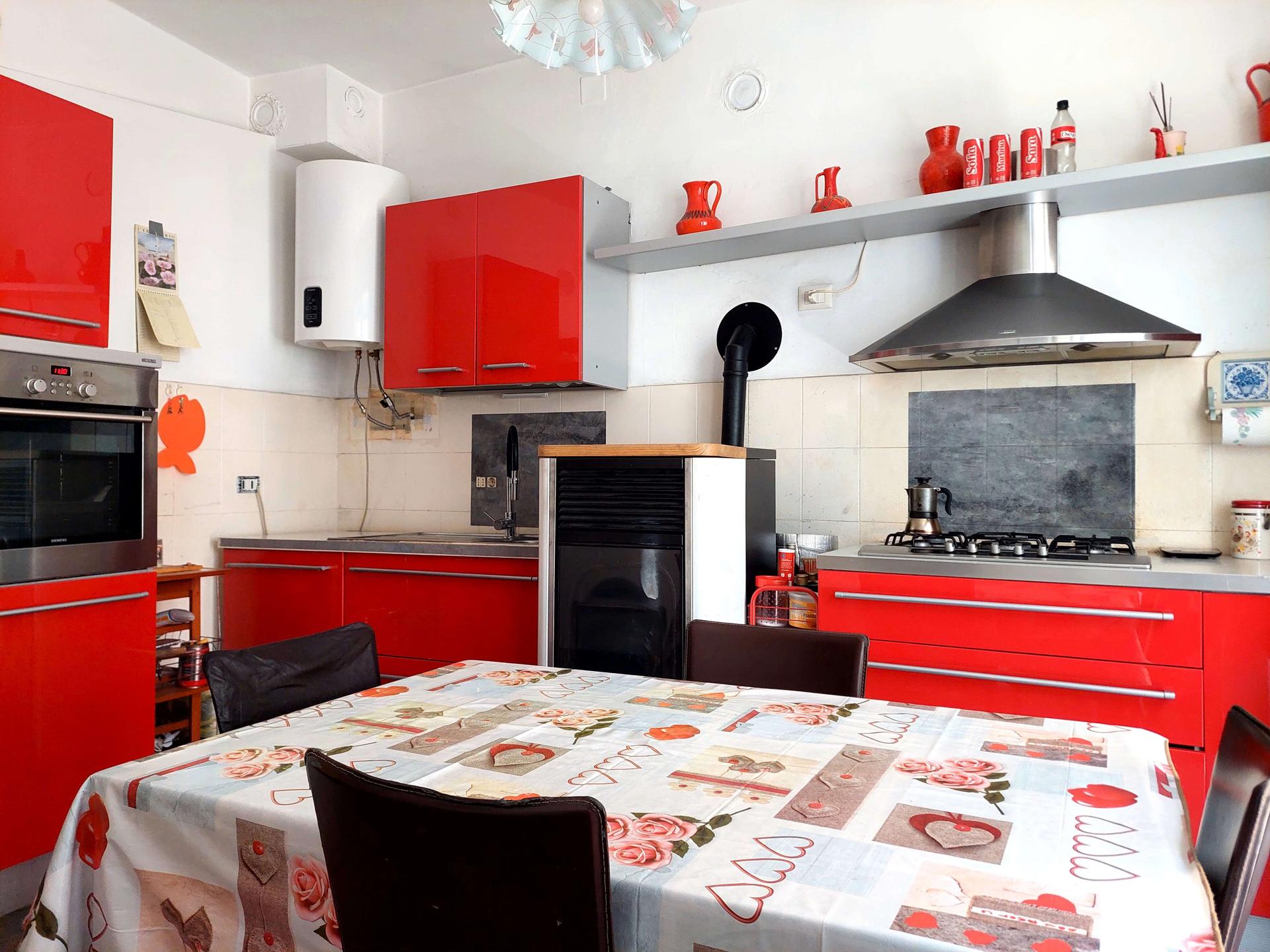 Casa indipendente in Via San Giovanni 17, Ormea