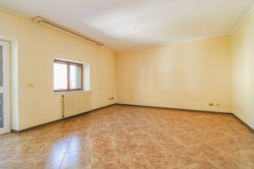 Trilocale in Via Edmondo De Amicis 122, Gardone Val Trompia — foto 2 di 5