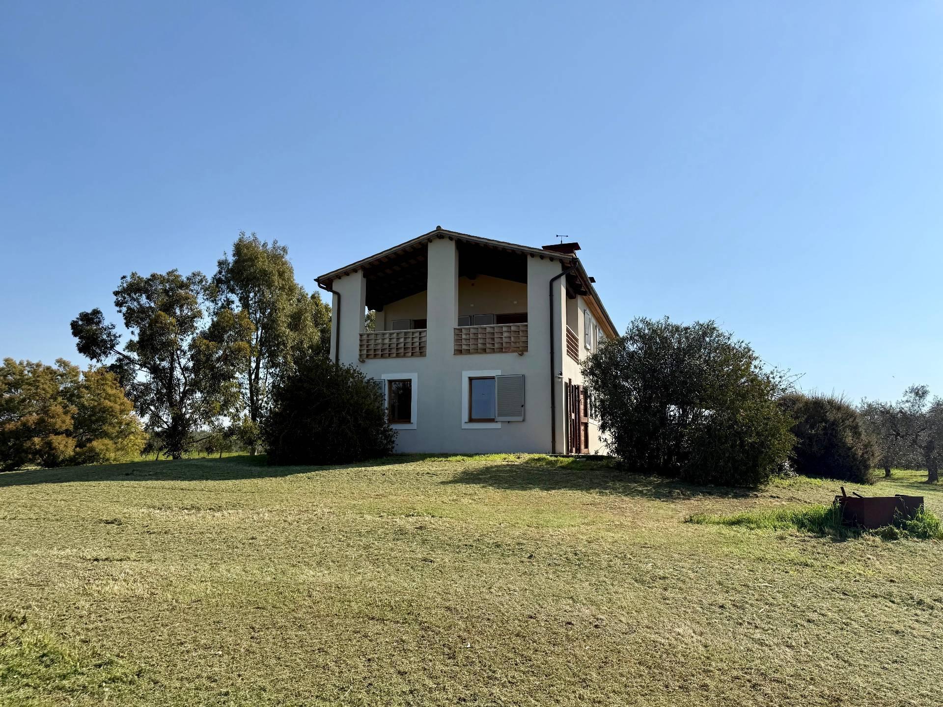 Rustico in Strada, Capalbio