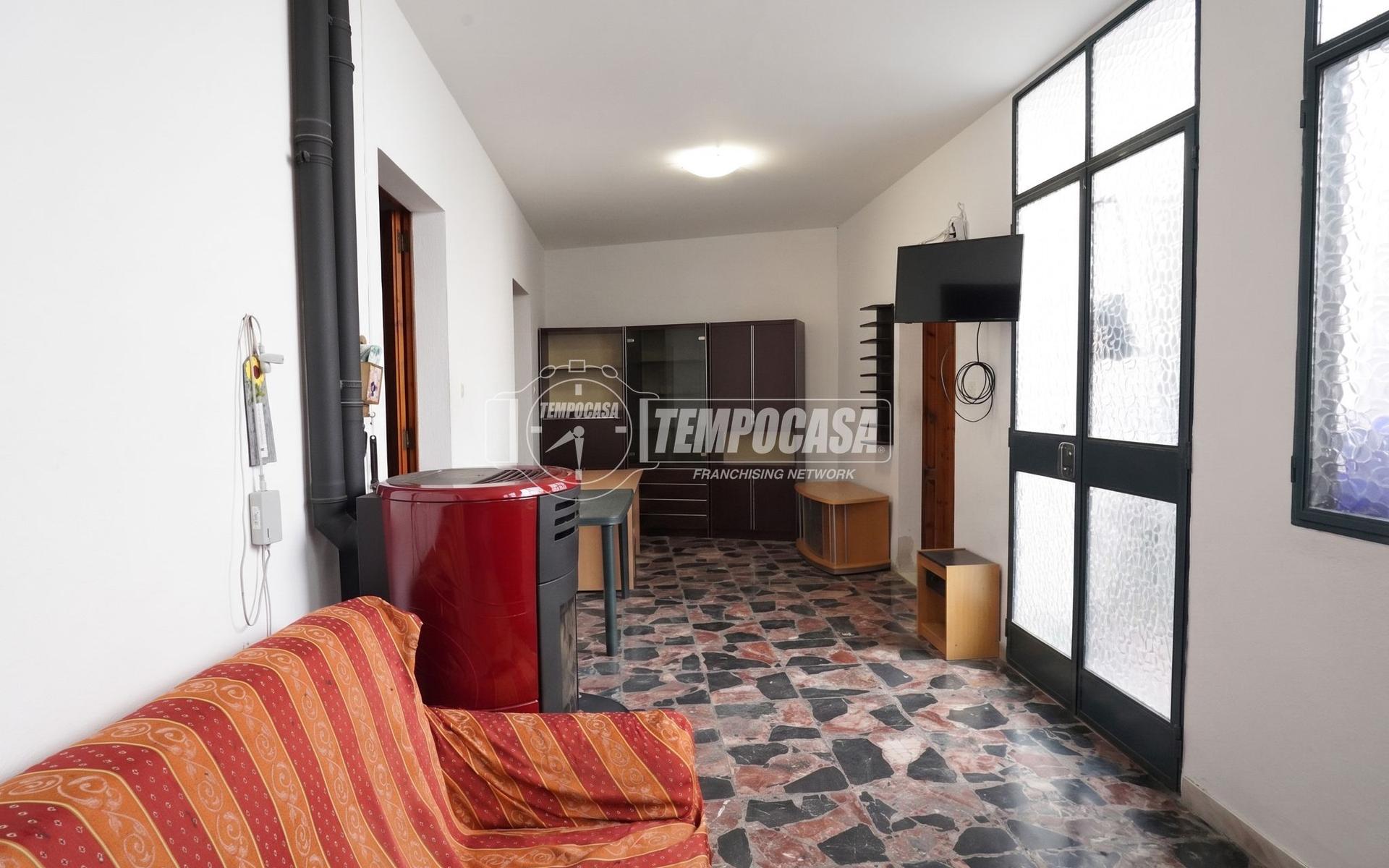 Casa indipendente in Via Umbria 11, Quartu Sant'Elena