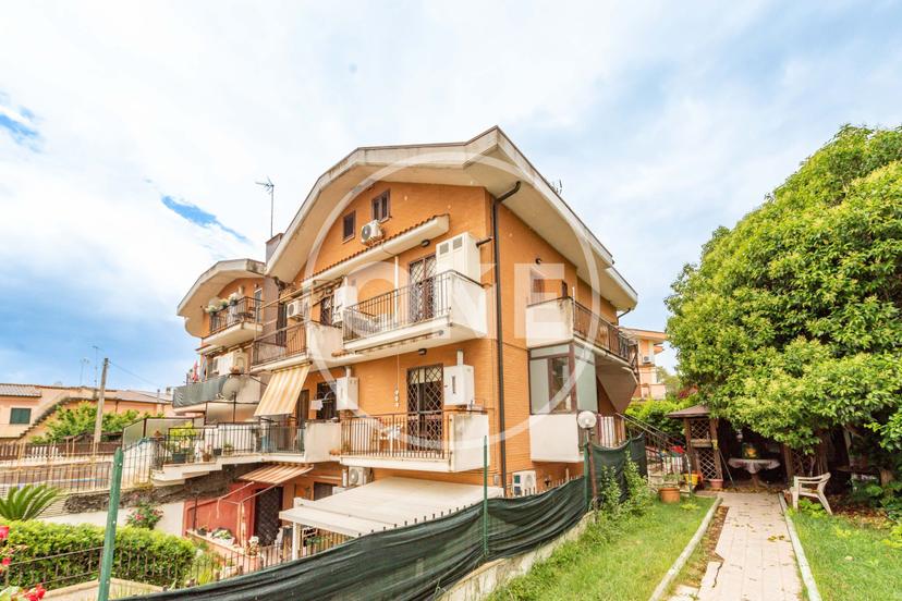 Bilocale in Via Palombarese 11, Sant'Angelo Romano — foto 4 di 5