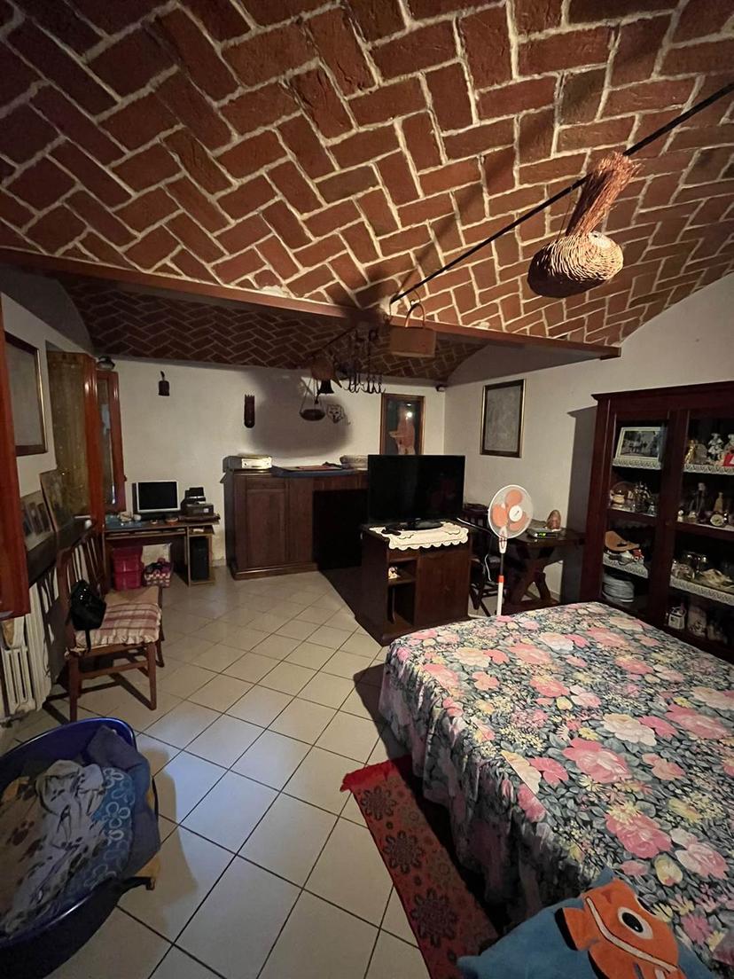 Casa indipendente, Rolo — foto 3 di 5