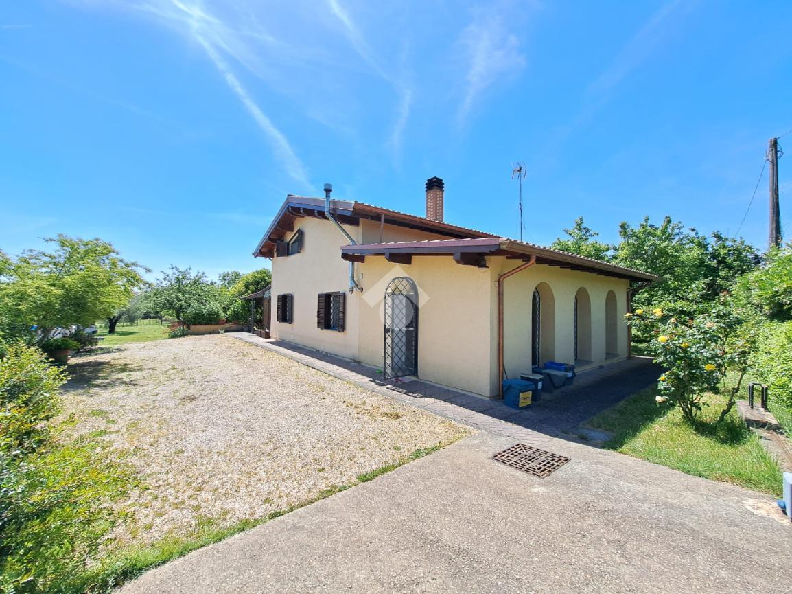 Villa in Localita' Vado Falcone, Fabrica di Roma
