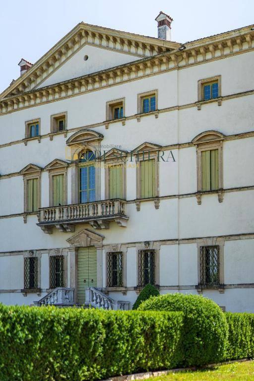 Villa in Via Caterina Bon Brenzoni 3/5/7, Mozzecane — foto 3 di 4
