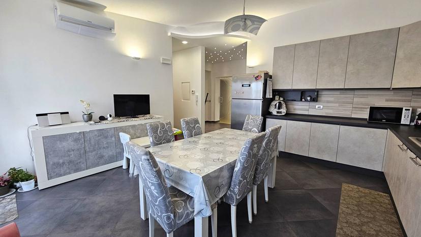 Quadrilocale in Via Armando Diaz 53, Stalettì — foto 3 di 5