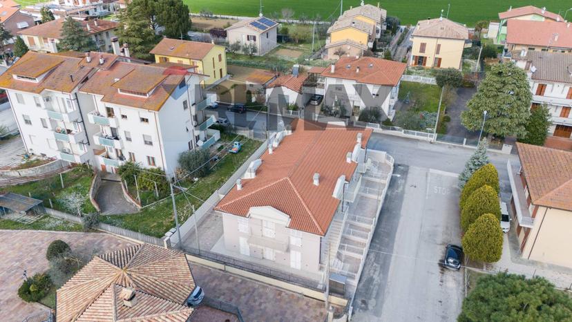 Quadrilocale in Via Tevere 19, Ostra — foto 2 di 5