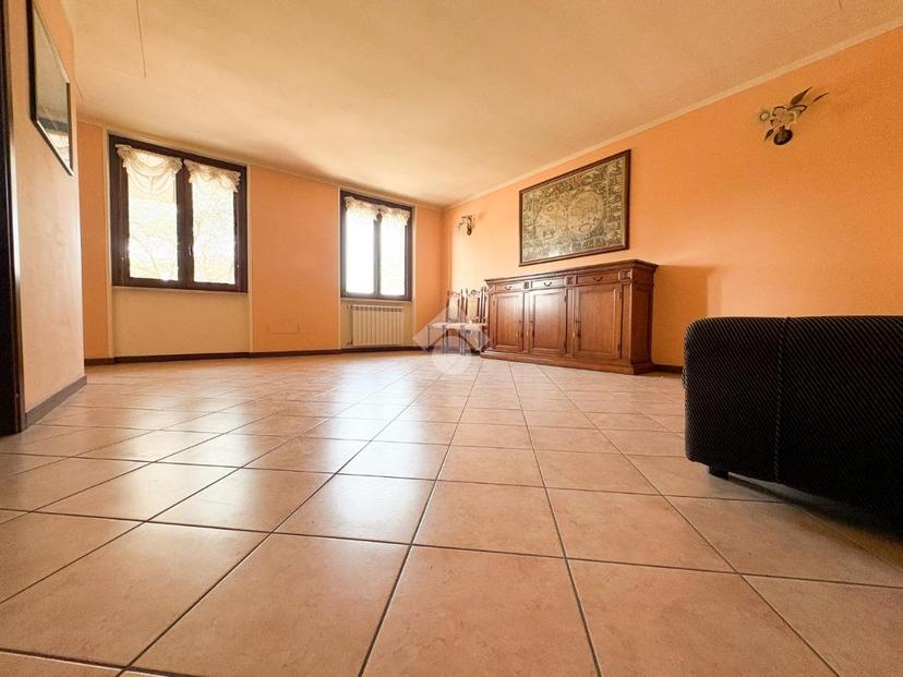 Villa in Via Sandro Pertini 13, Lograto — foto 3 di 5