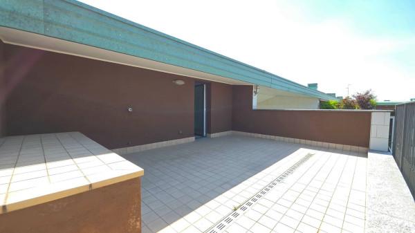 Bilocale in Piazza del Linificio, Vimercate