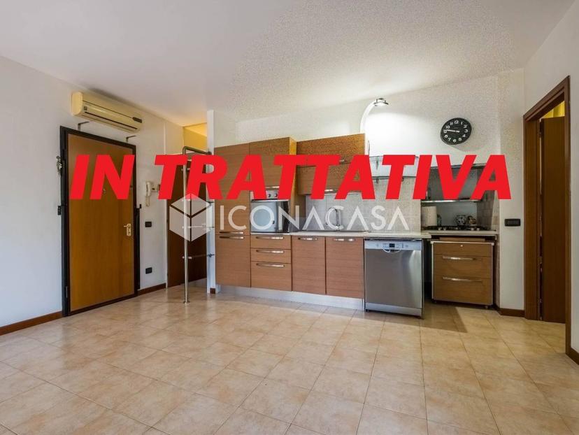 Trilocale in Via G. Zanella 2, San Giovanni Lupatoto — foto 3 di 5