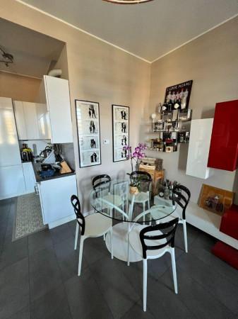 Bilocale in Alzaia Naviglio Grande 144, Milano