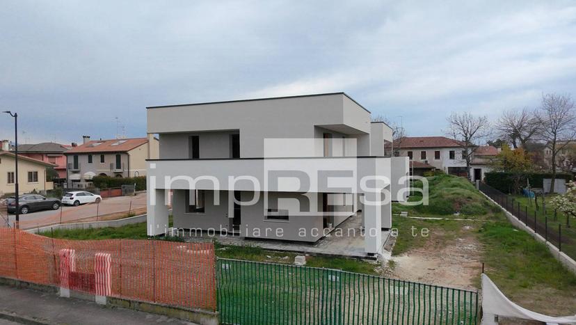 Villa in Via Olimpia, Paese — foto 3 di 5
